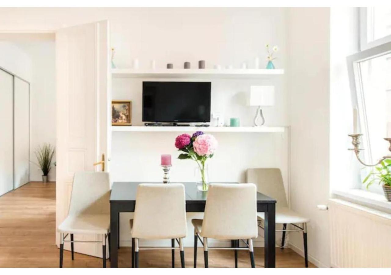 Luxurious And Bright, 5 Min To City Center Apartamento Viena Exterior foto