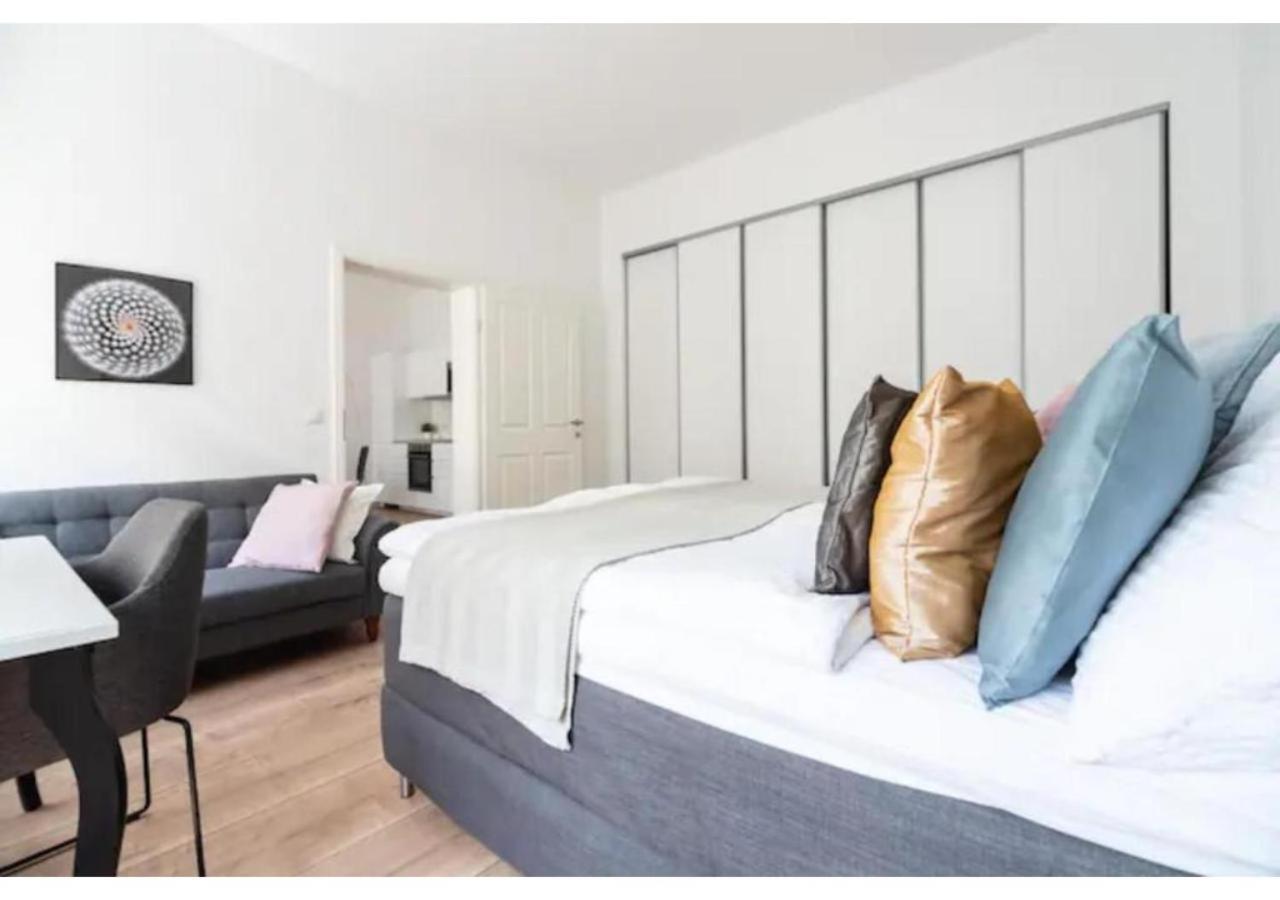 Luxurious And Bright, 5 Min To City Center Apartamento Viena Exterior foto