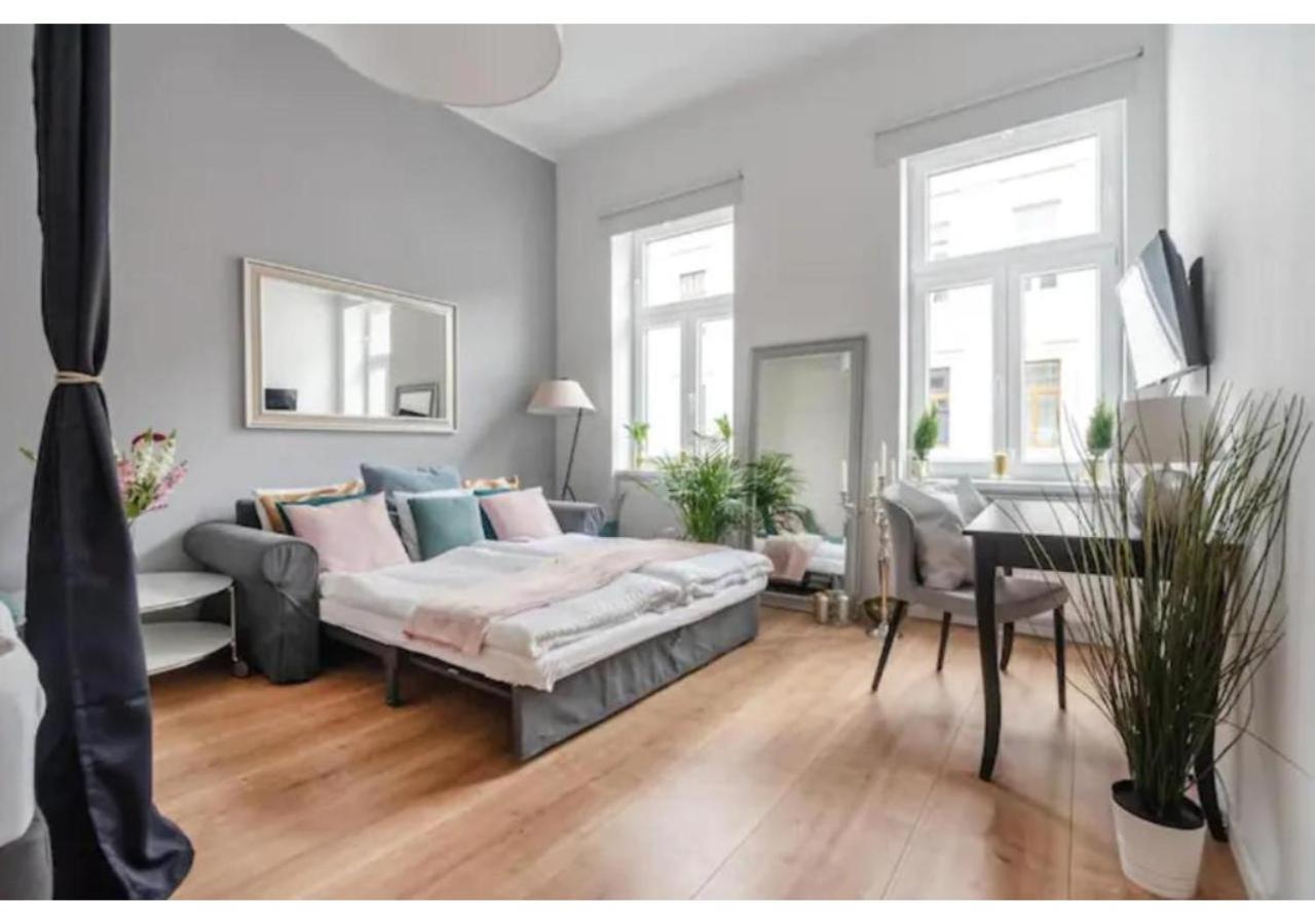 Luxurious And Bright, 5 Min To City Center Apartamento Viena Exterior foto