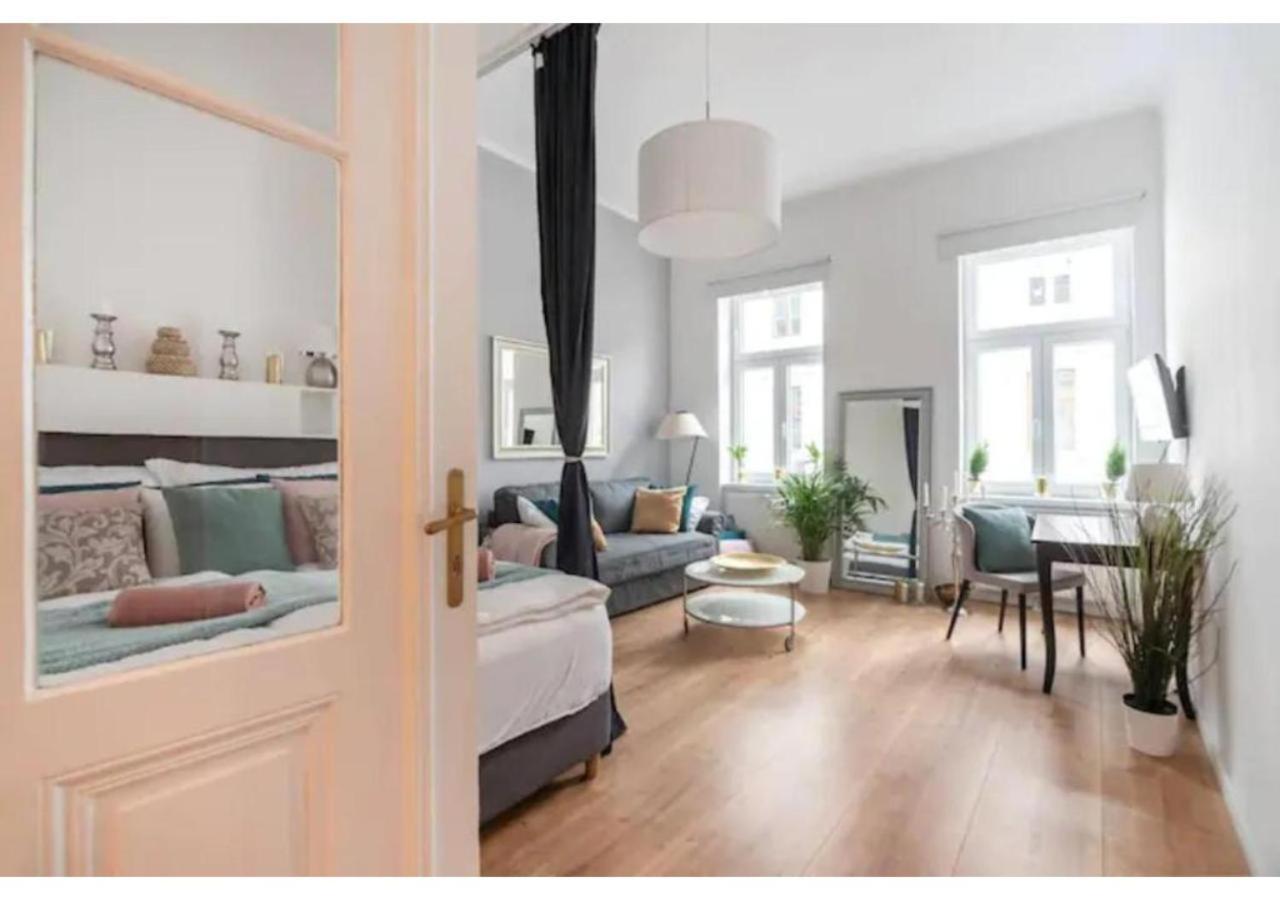 Luxurious And Bright, 5 Min To City Center Apartamento Viena Exterior foto