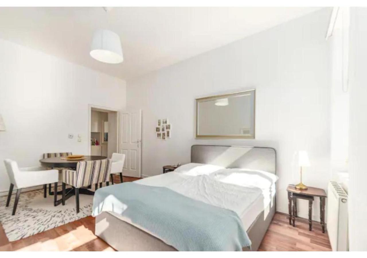 Luxurious And Bright, 5 Min To City Center Apartamento Viena Exterior foto
