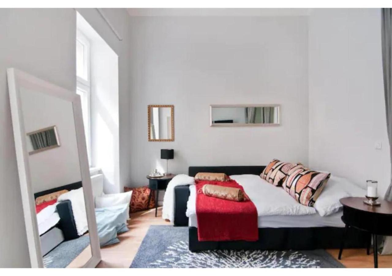 Luxurious And Bright, 5 Min To City Center Apartamento Viena Exterior foto