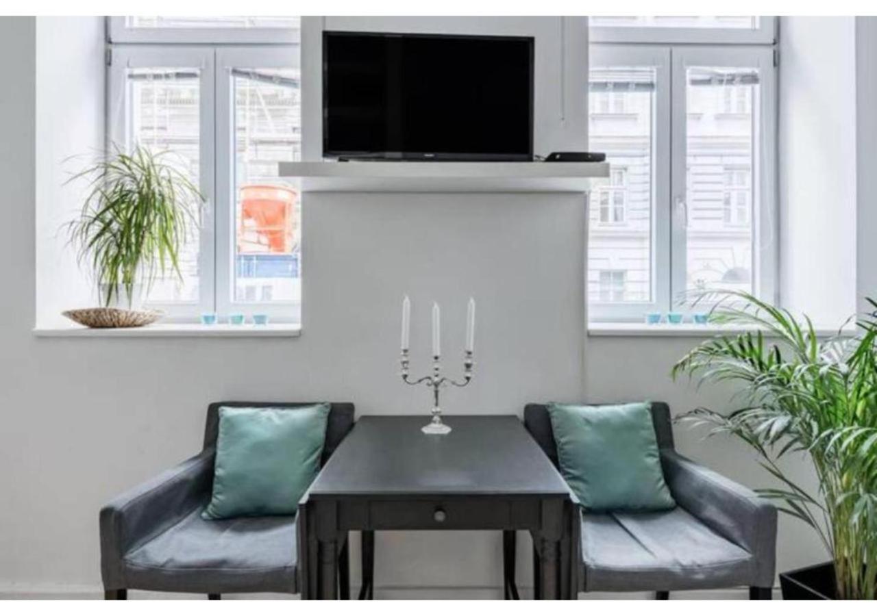 Luxurious And Bright, 5 Min To City Center Apartamento Viena Exterior foto