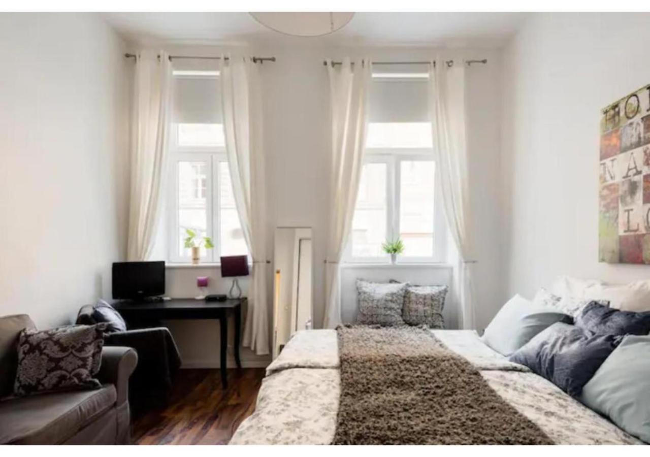 Luxurious And Bright, 5 Min To City Center Apartamento Viena Exterior foto